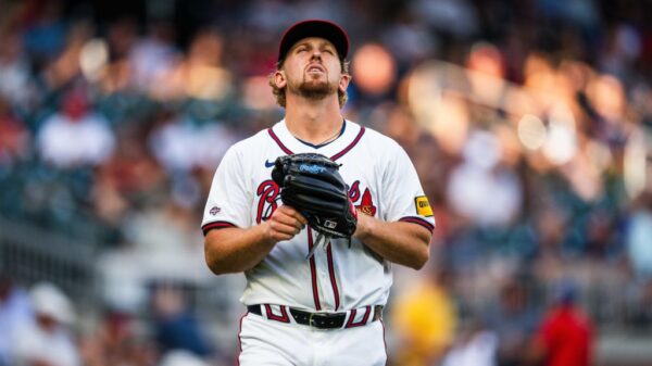 個以年輕天 個以年輕天