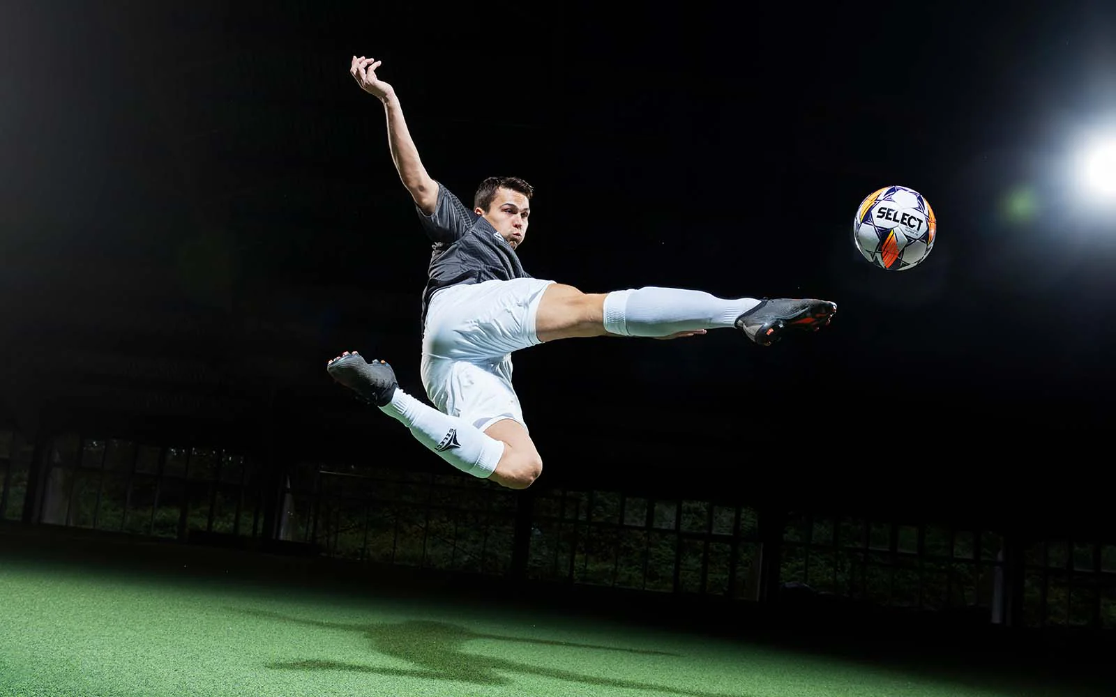 竞争中不断 竞争中不断